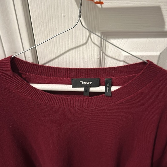 Theory Karenia 100% Cashmere Sweater - Picture 2 of 4